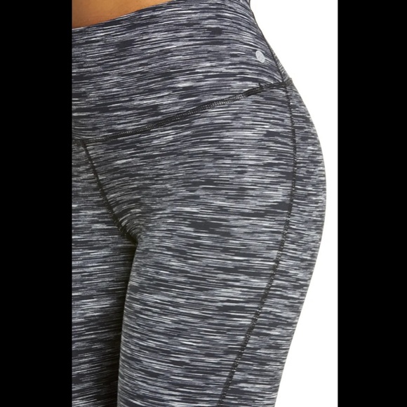 Space Dye High Waist Leggings - Picture 4 of 5